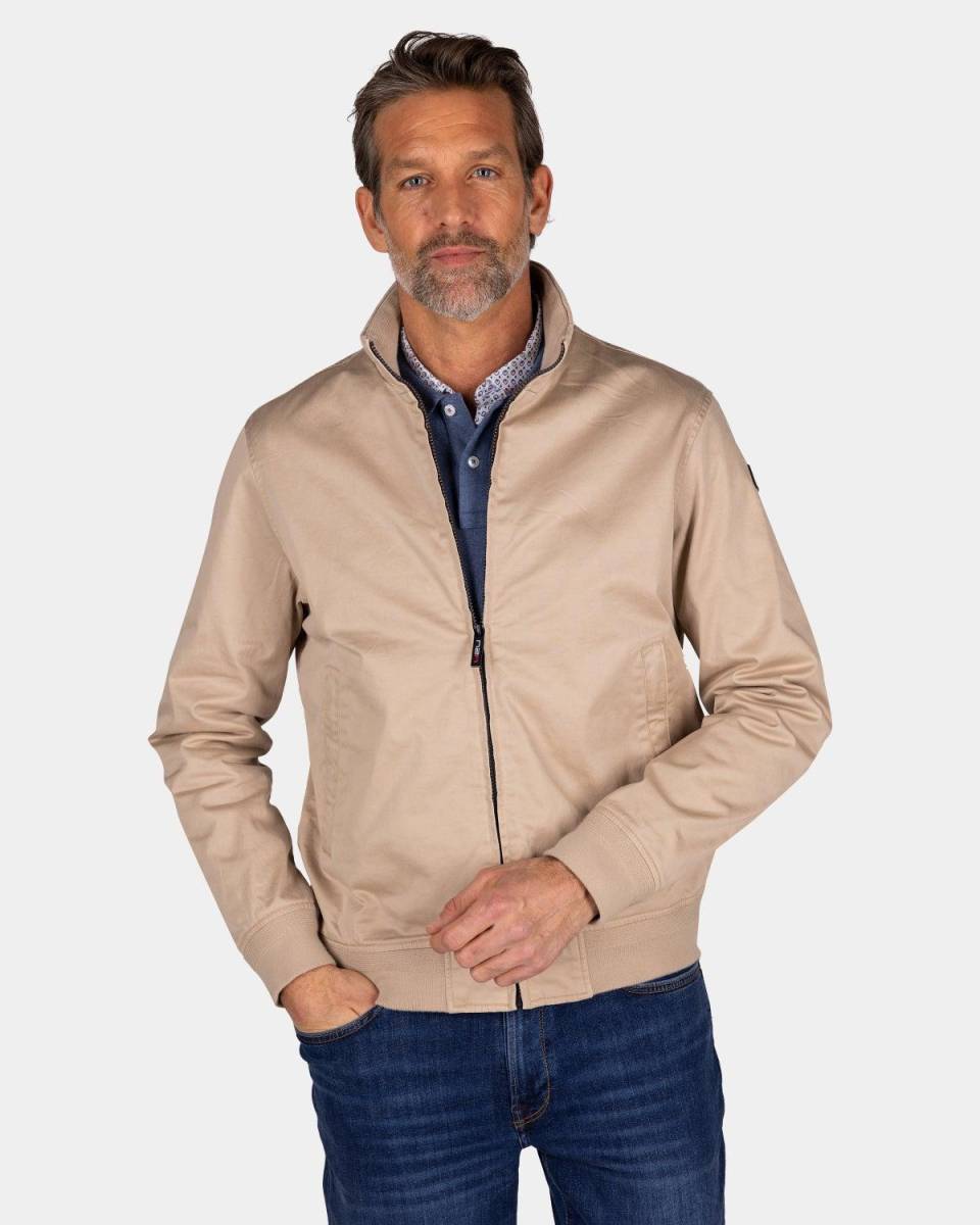 Où trouver le bomber beige NZA à Dieppe ? Une veste essentielle et élégante