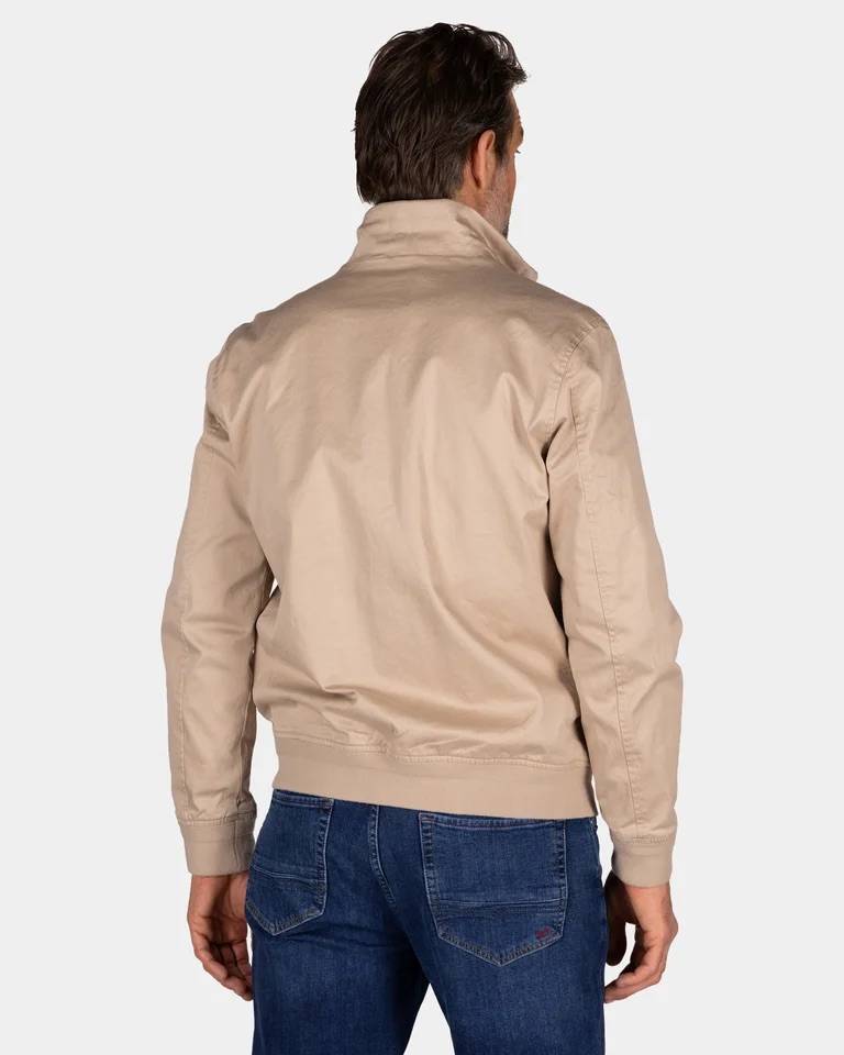  le bomber beige NZA de dos chez Urban Chic à Dieppe 